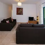 B05 - Lux&Pool Central Apartment